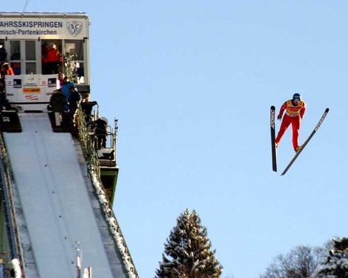 Istorija Turneje 4 skakaonice
